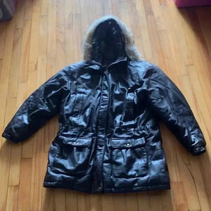 Eddie Bauer  vintage‎ Coyote fur trim leather down coat